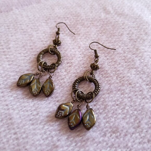 New Handmade Earrings with cryatals - Picture 6 of 6